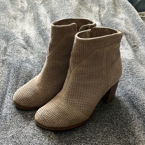 TOMS Tan Ankle Booties